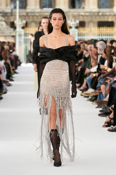 Look 46